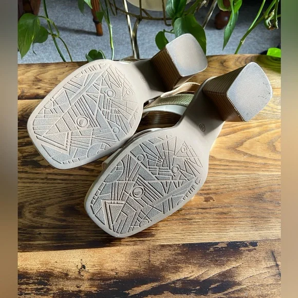 Spring Step - Picture 4 of 4